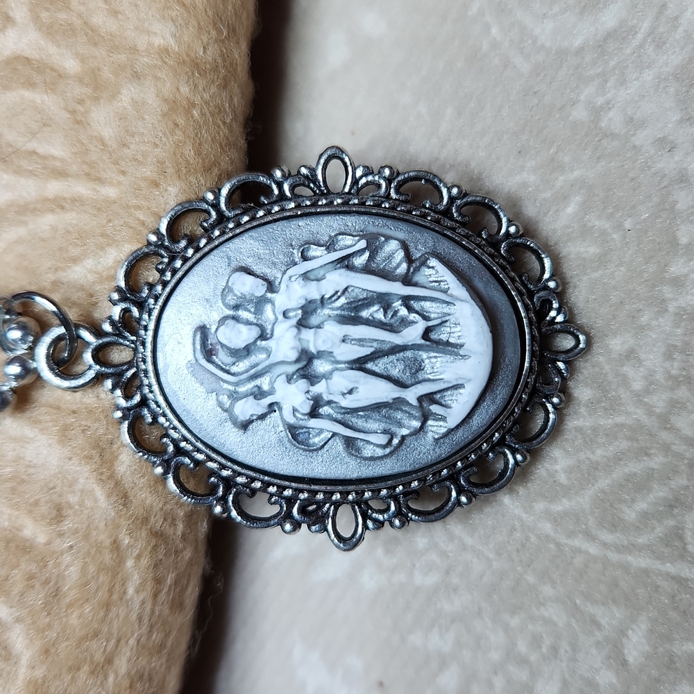 Muses, fates, 3 ladies cameo pendant necklace Silver White Goddess Ancient Look